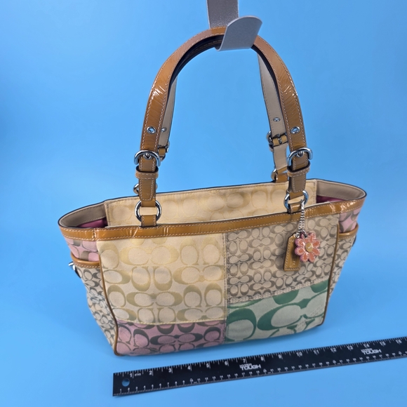 Vintage Y2K Coach Patchwork Signature Canvas Shoulder Bag Pastel Tote Purse